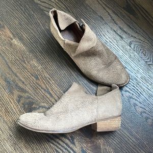 Women’s Ankle Booties